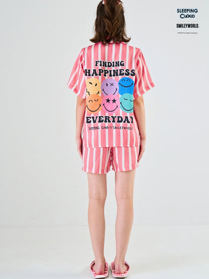 Smiley World Collection - Red Sunday (Short Sleeves + Shorts Set)