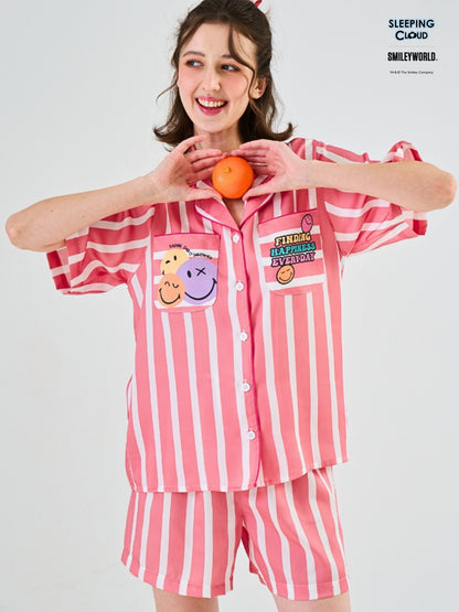 Smiley World Collection - Red Sunday (Short Sleeves + Shorts Set)