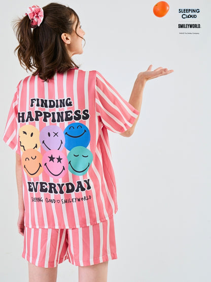 Smiley World Collection - Red Sunday (Short Sleeves + Shorts Set)